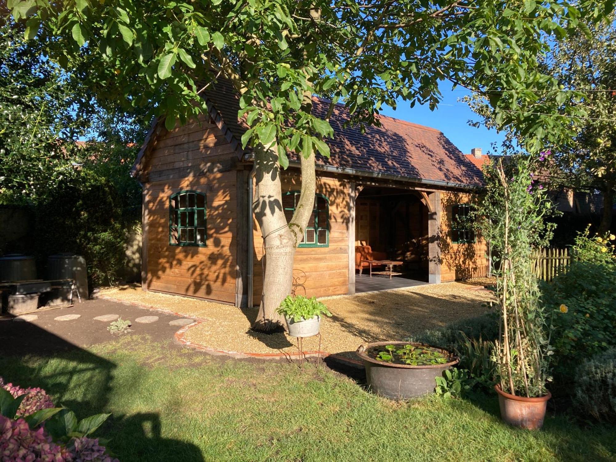 Bed and Breakfast Tree & B Brujas Exterior foto